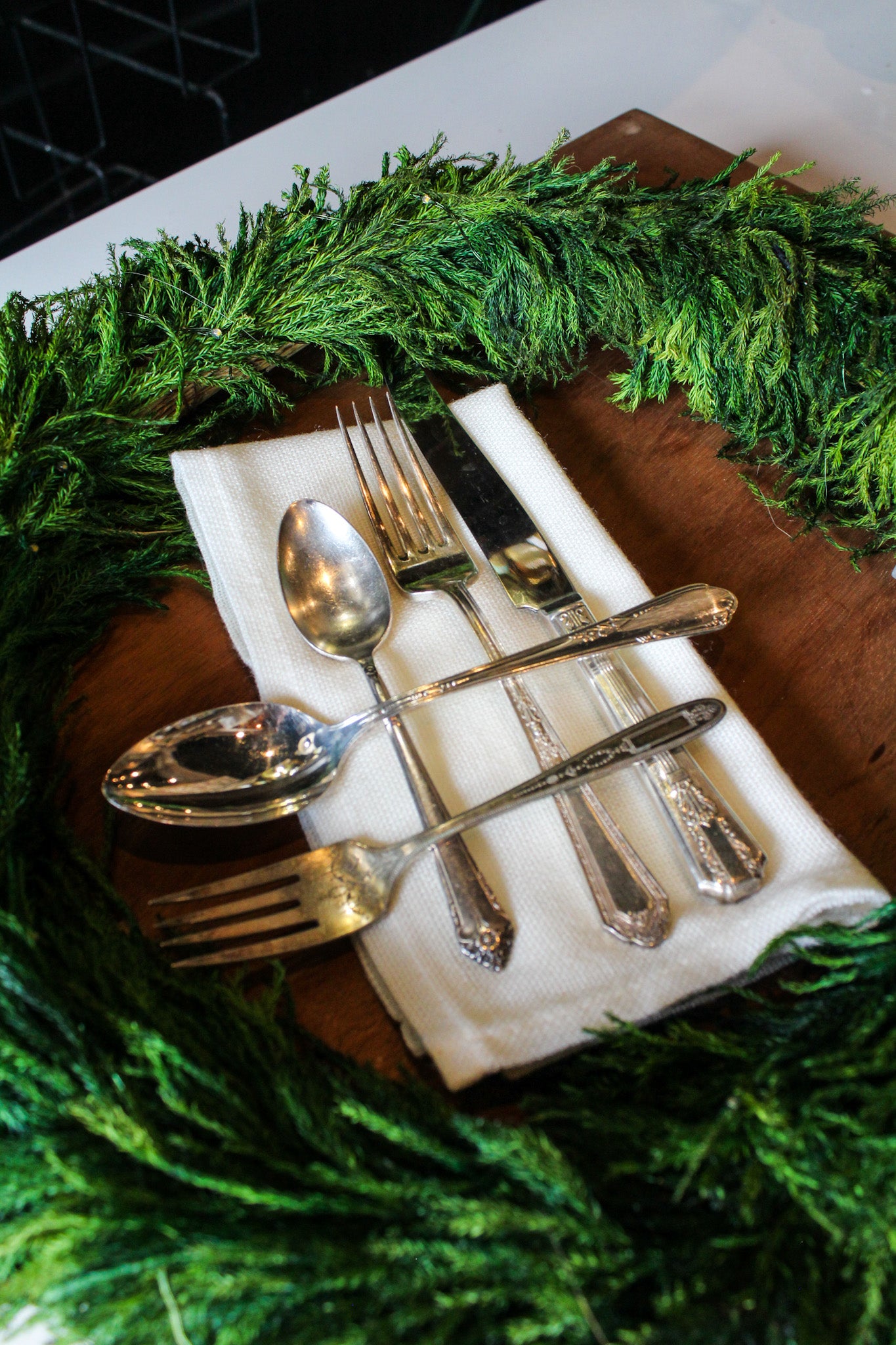 Set of 5 Pieces of Silverware